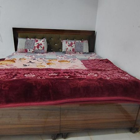 Shri Haridas Kripa Dham Ashram Vrindāvan Buitenkant foto